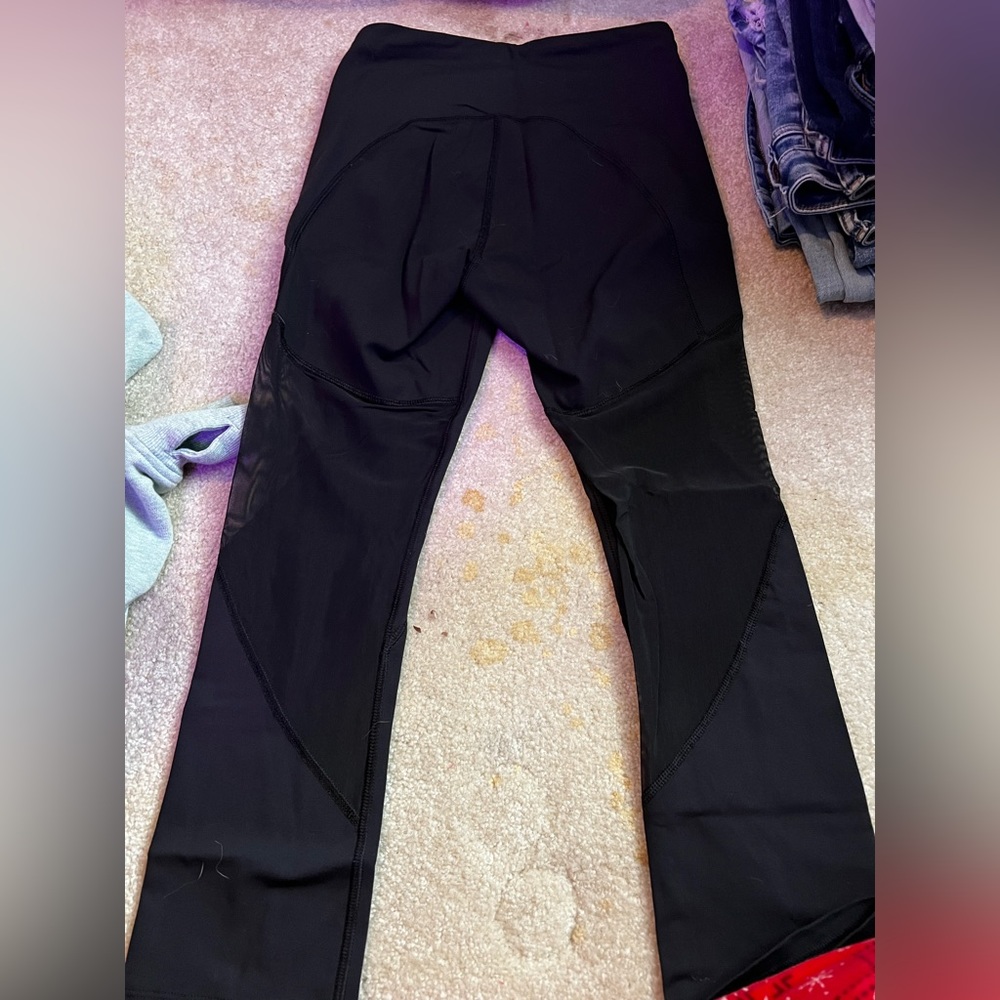 Lulu leggings size 2